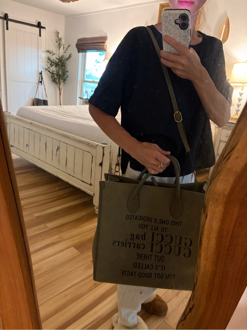 Gucci Olive Green Canvas Logo Tote with Brown Strap - Picture 5 of 5
